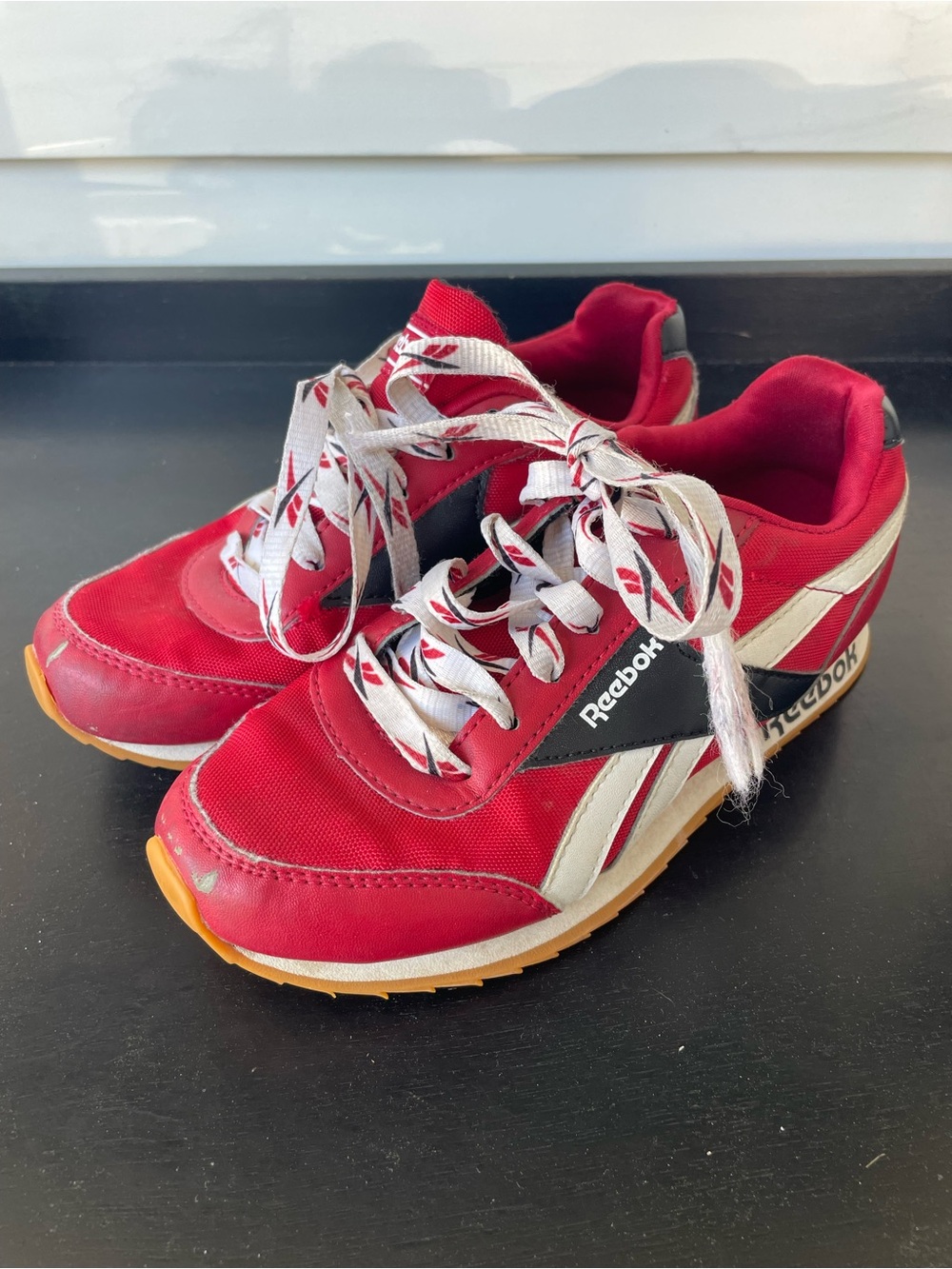 Reebok Kids Red and White Low-Top Sneakers Running Shoes